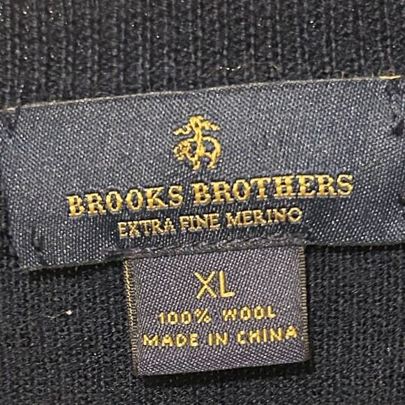 Brooks Brothers Extra Fine Mereno wool men’s v-neck sweater. Size XL - Picture 3 of 4